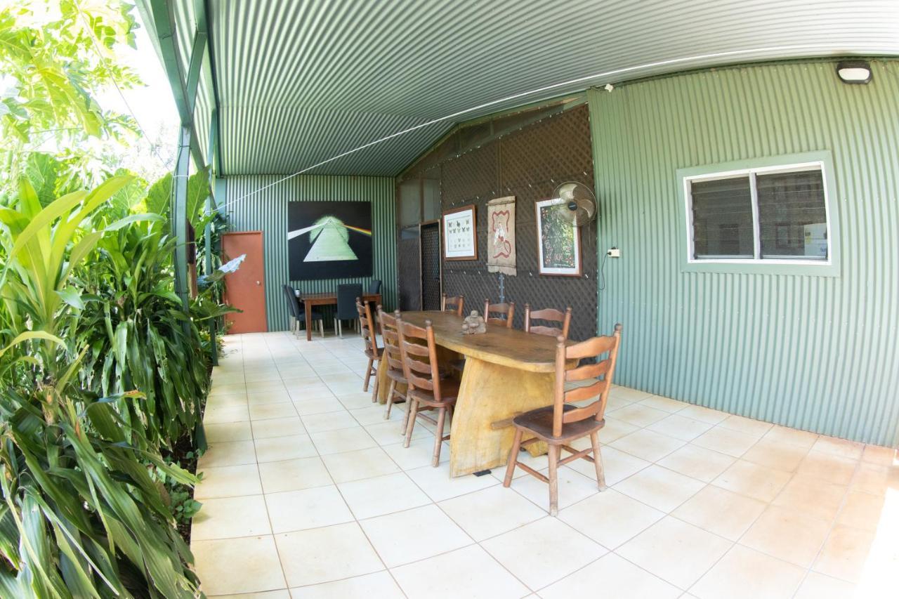 Hotel Batchelor Butterfly Farm Extérieur photo